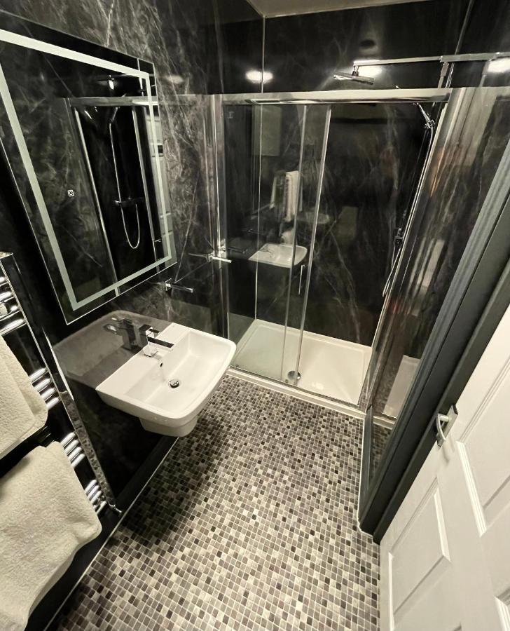Cadmore Lodge Bed & Breakfast Tenbury Wells Extérieur photo