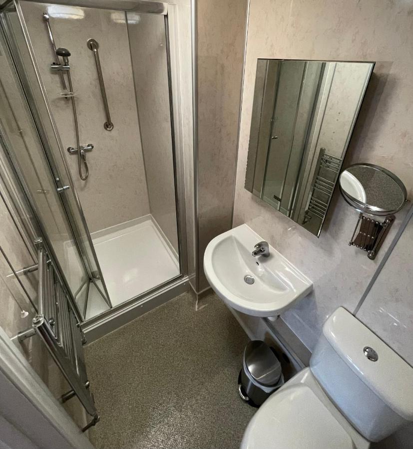 Cadmore Lodge Bed & Breakfast Tenbury Wells Extérieur photo